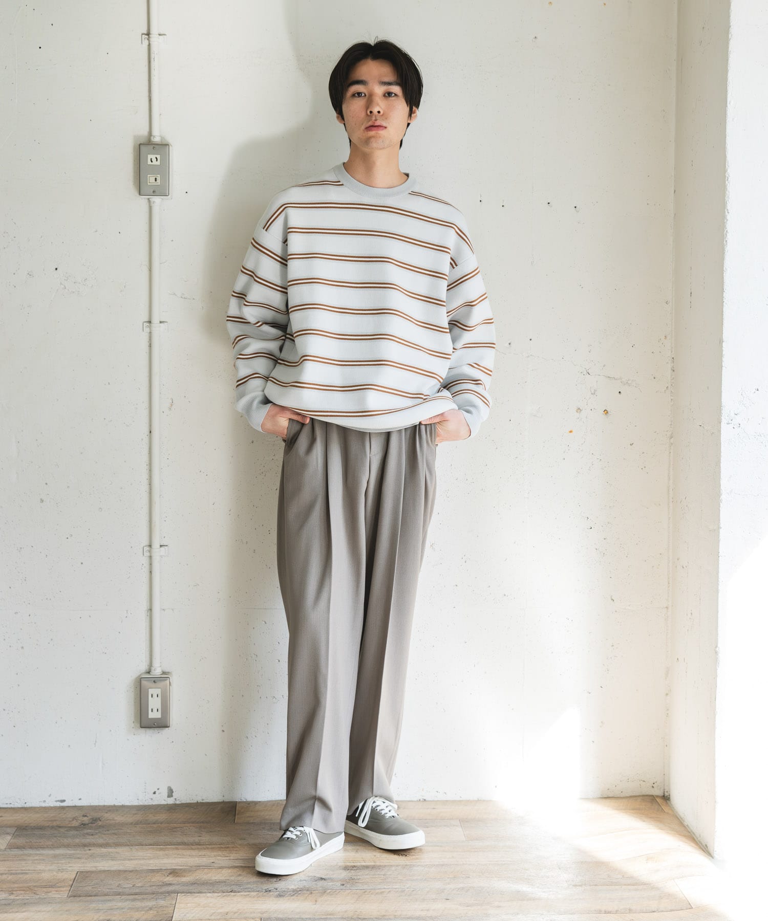 URBAN RESEARCH / UR TECH Renew Knit 輕量機能圓領針織衫