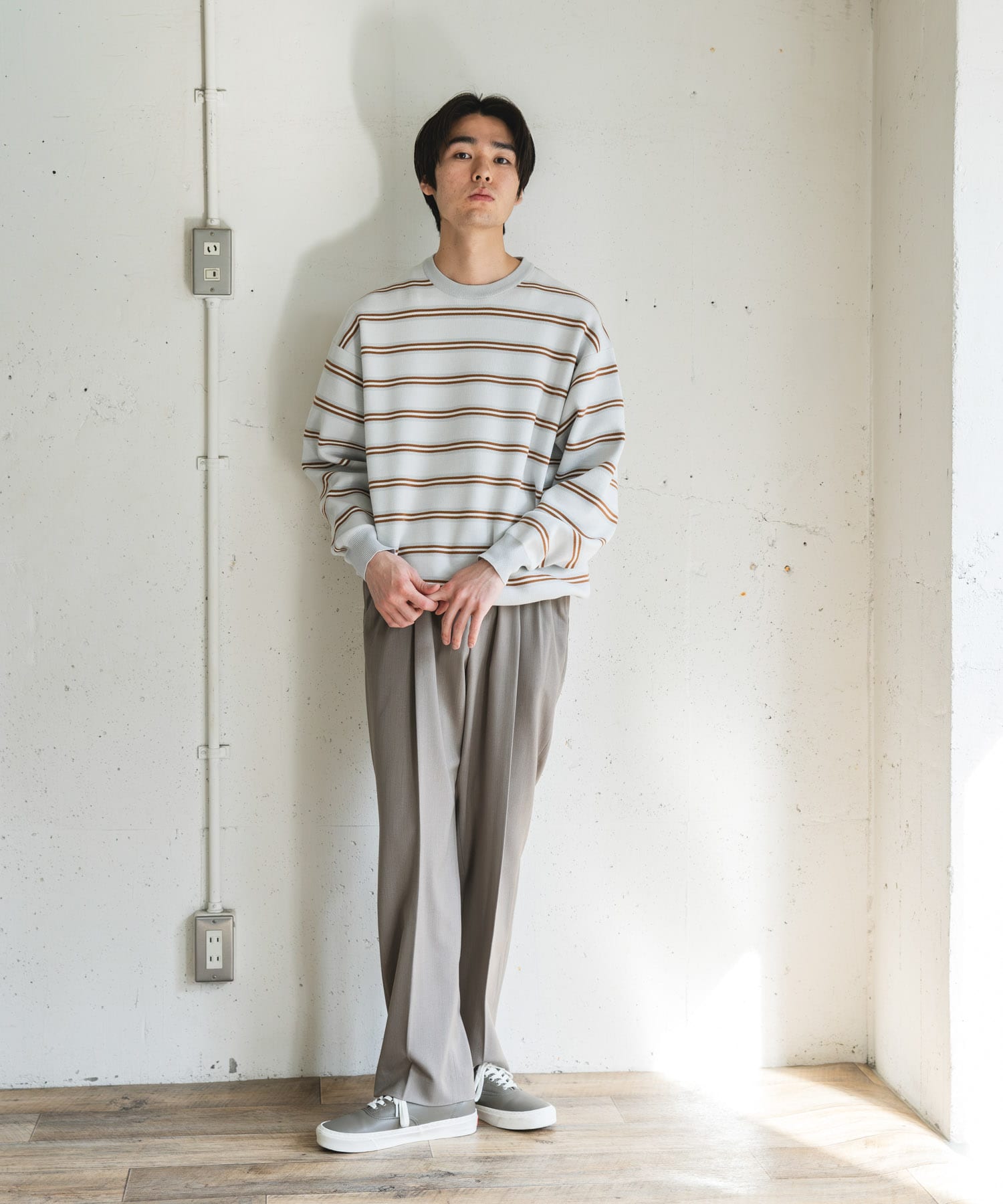 URBAN RESEARCH / UR TECH Renew Knit 輕量機能圓領針織衫