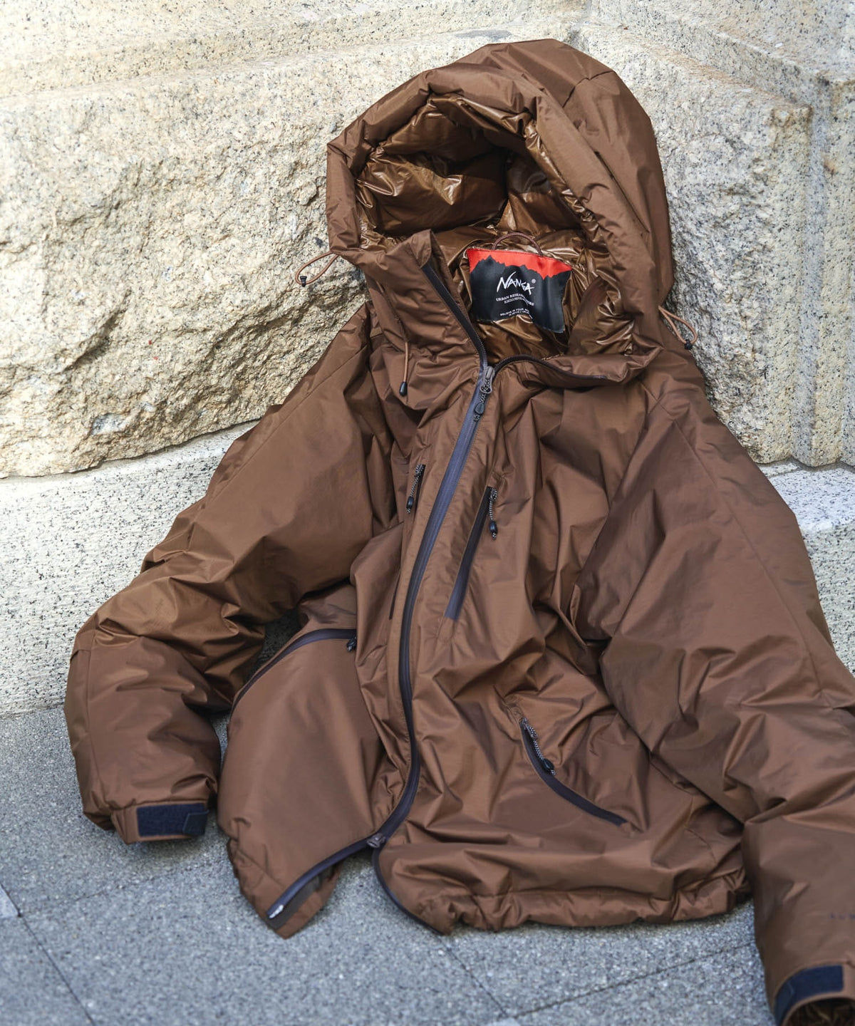 NANGA × DOORS / AURORA-TEX 防水羽絨連帽外套 26AW(日本聯名限定)