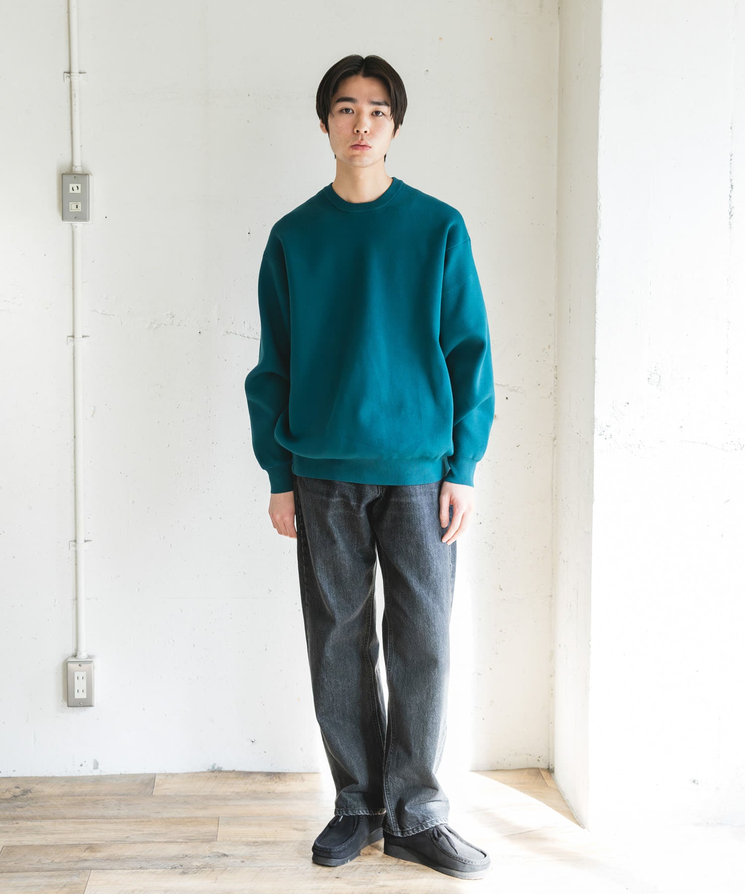 URBAN RESEARCH / UR TECH Renew Knit 輕量機能圓領針織衫