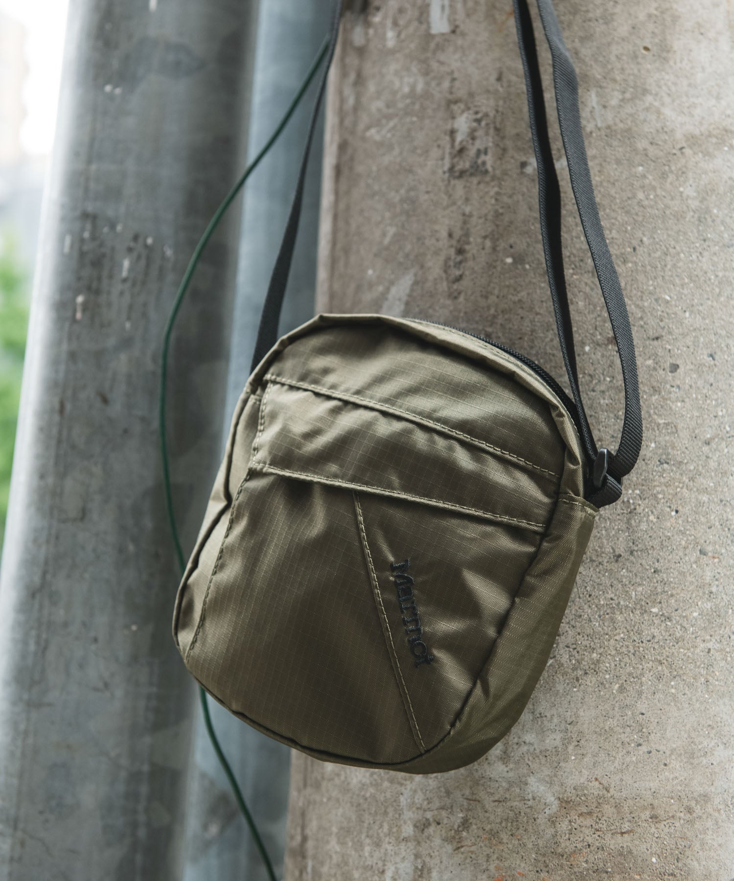 Marmot×DOORS Ripstop Shoulder Bag / 機能側背包