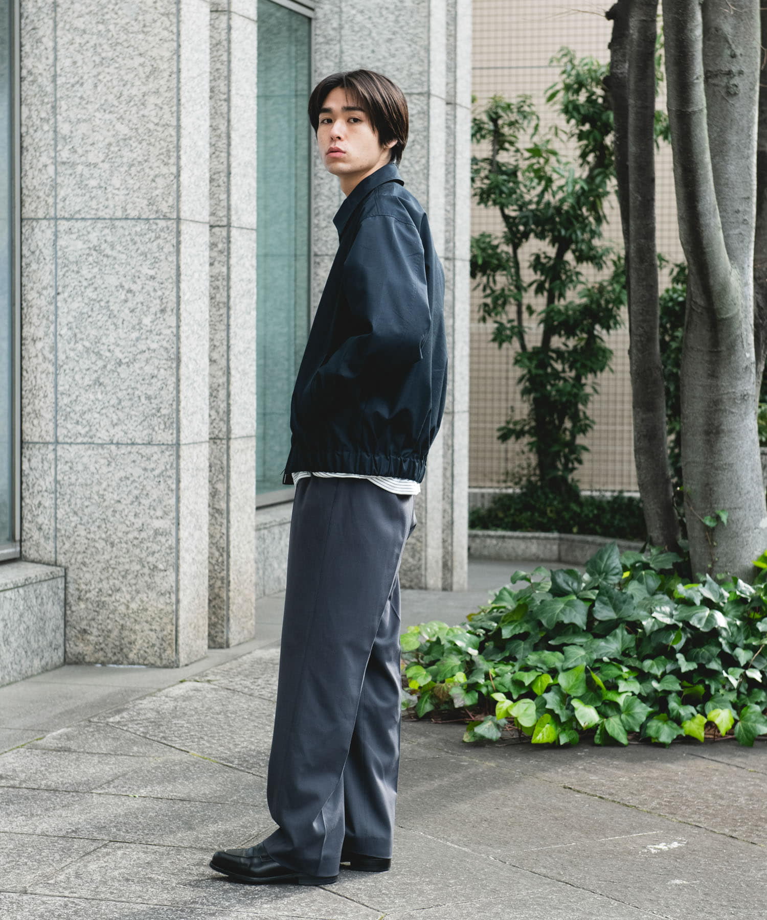 URBAN RESEARCH / 下擺鬆緊 短版外套