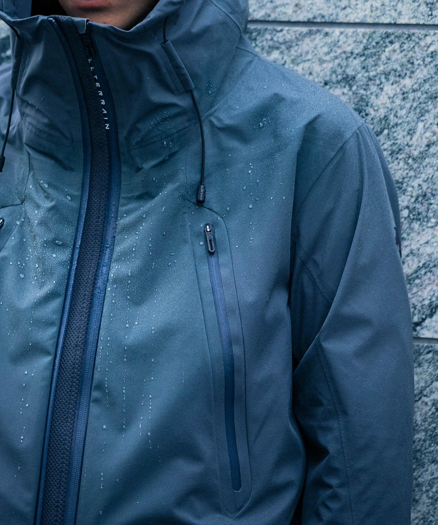 DESCENTE ALLTERRAIN×URBAN RESEARCH CREAS / 防水外套