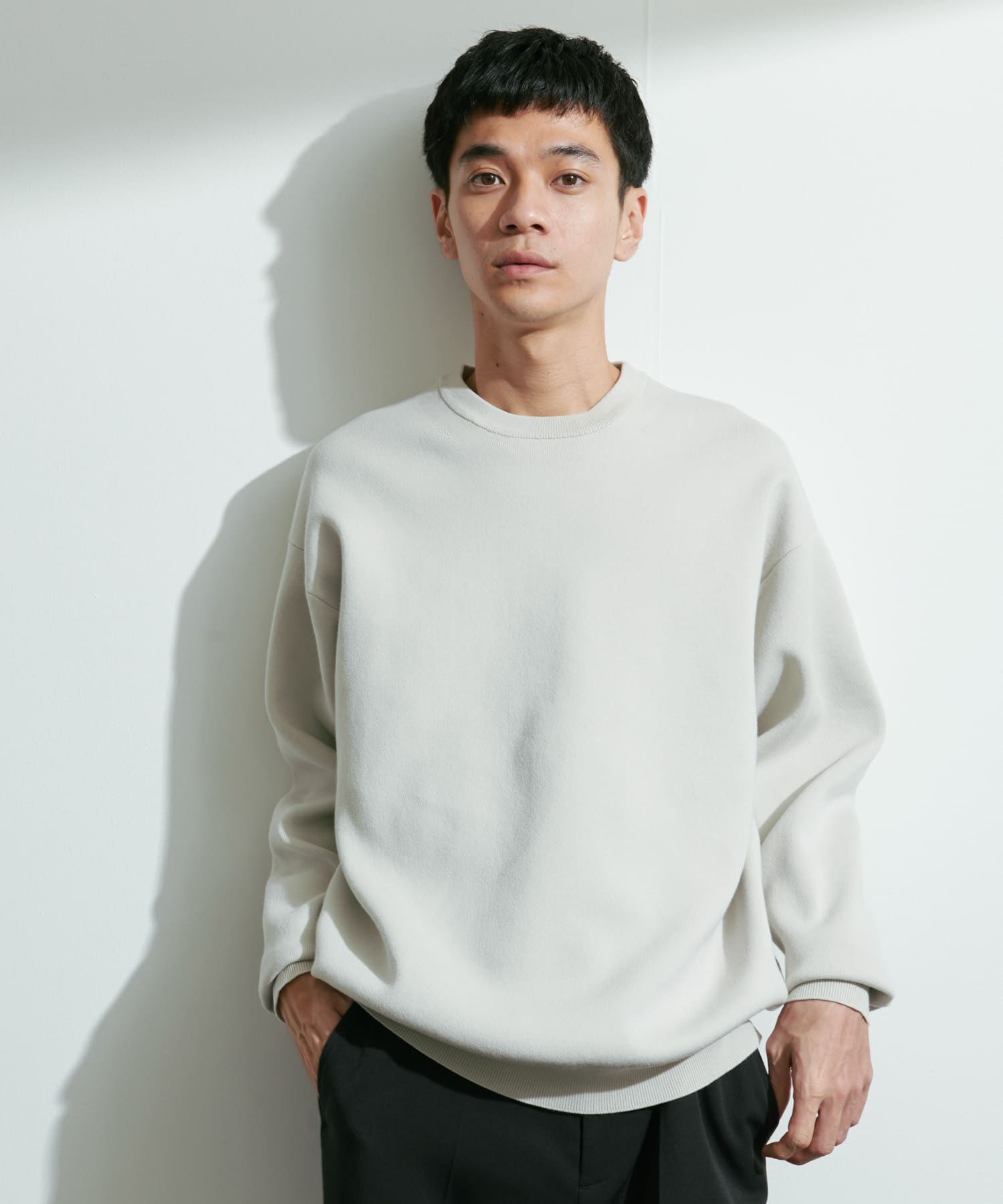 URBAN RESEARCH / UR TECH Renew Knit 輕量機能圓領針織衫