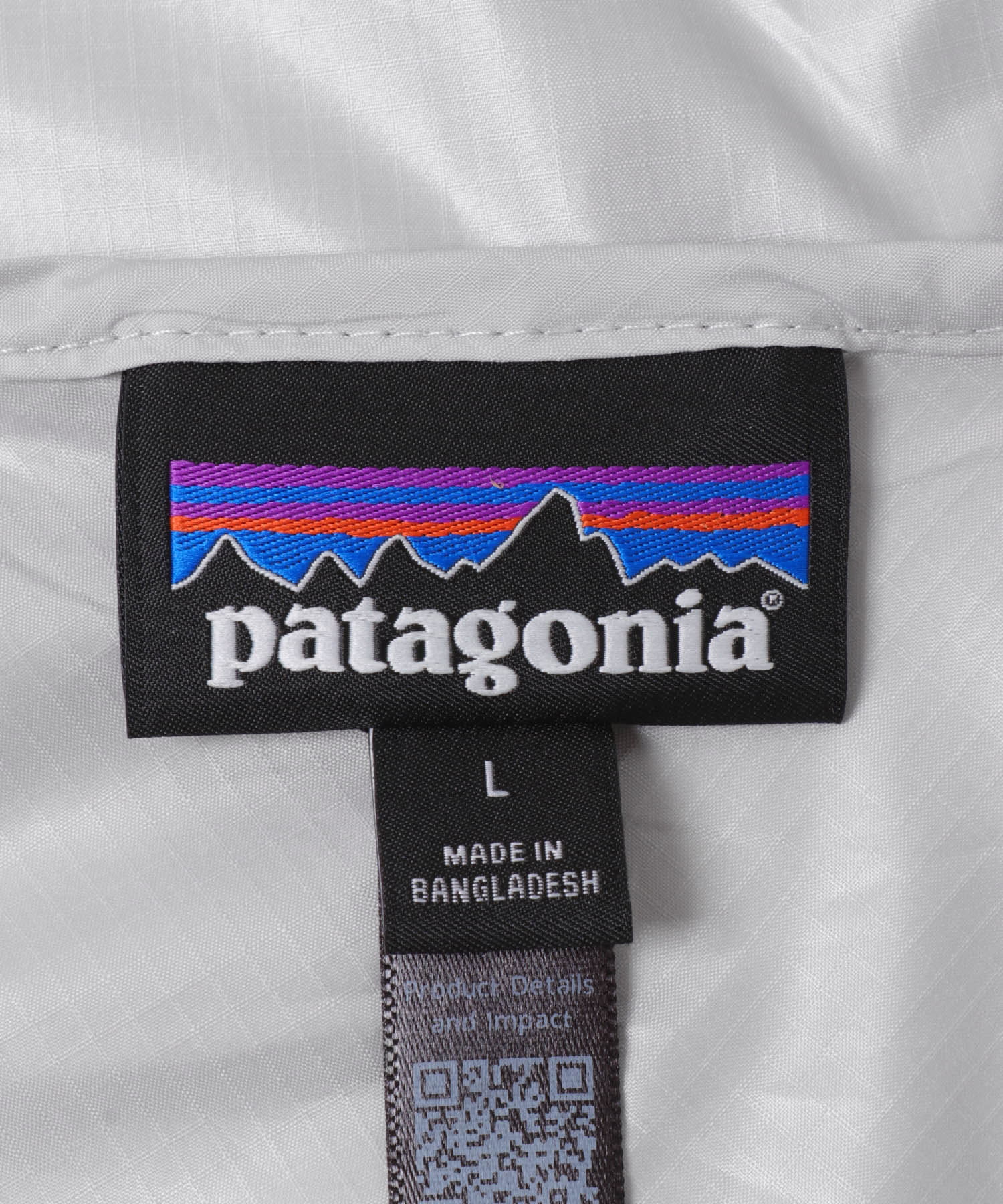 Patagonia LIGHT & VARIABLE JACKET / 輕量可收納防風連帽外套