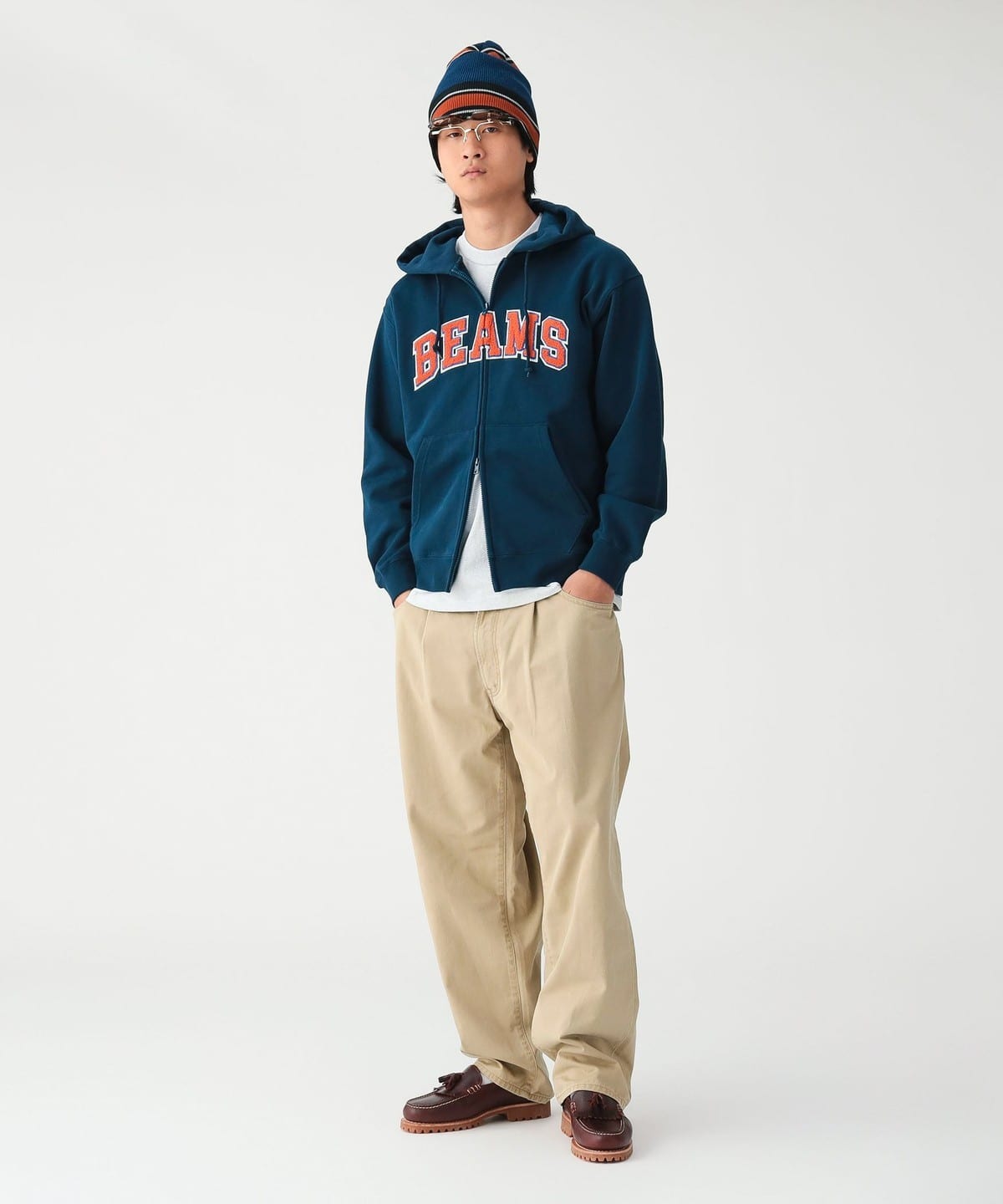 BEAMS / 標誌刺繡重磅連帽拉鍊外套