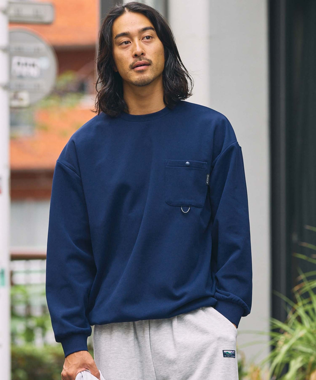 THE CRAFT CREW PRODUCTS / 四向彈性機能 圓領口袋長T恤(抽繩下擺)