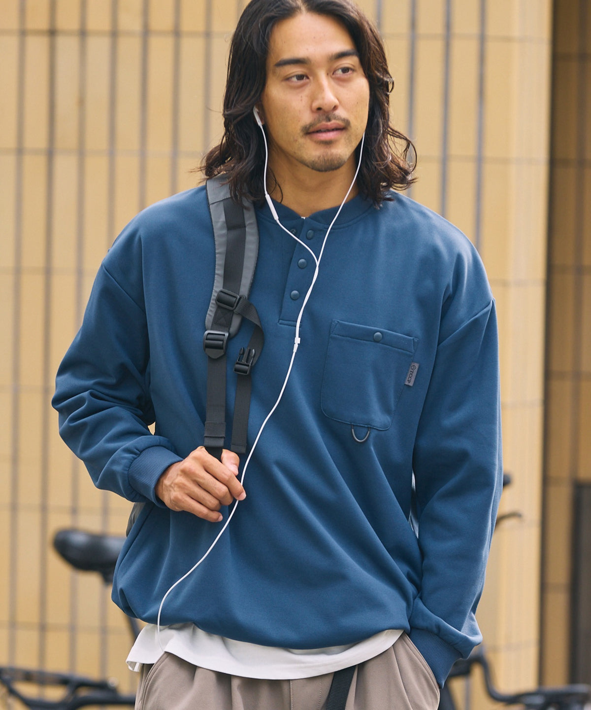 THE CRAFT CREW PRODUCTS / 四向彈性機能 亨利領 口袋長T恤(抽繩下擺)