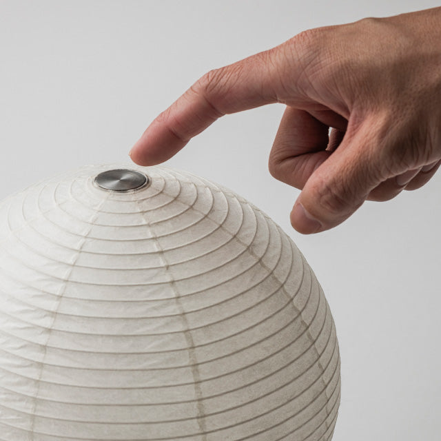 シラキ工芸 TORCHIN CIRCLE 白/ナチュラル  / 合紙攜帶桌燈