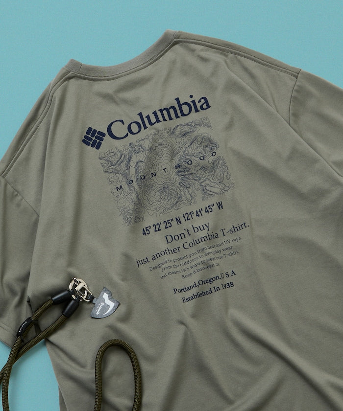 COLUMBIA x FREAK’S STORE / 等高線圖樣後印花短袖T恤