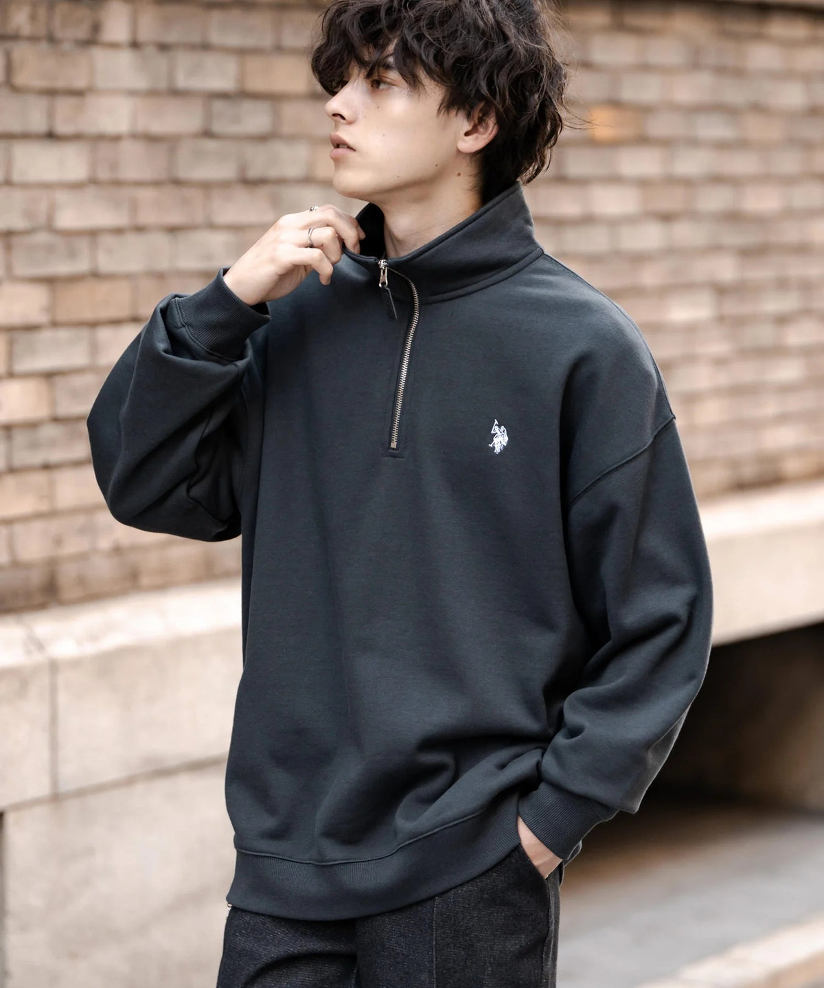 U.S. POLO ASSN. / 寬鬆 刷毛刺繡 半拉鍊開襟衫(日本聯名限定)