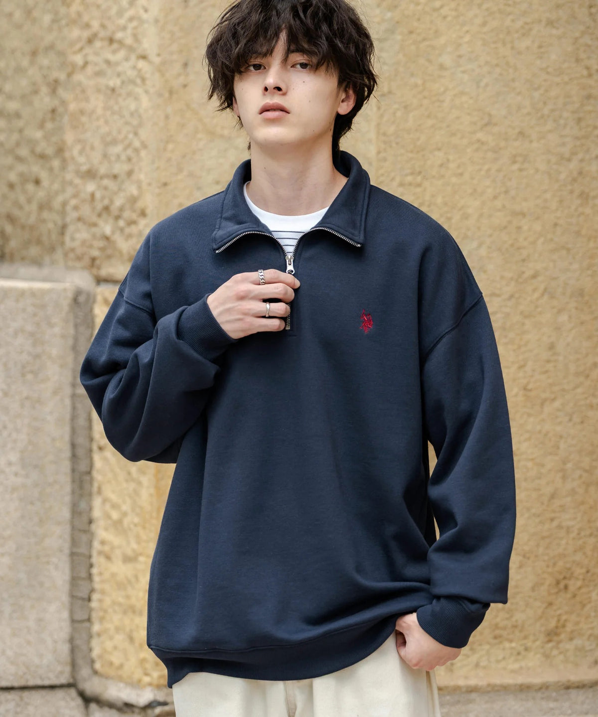 U.S. POLO ASSN. / 寬鬆 刷毛刺繡 半拉鍊開襟衫(日本聯名限定)