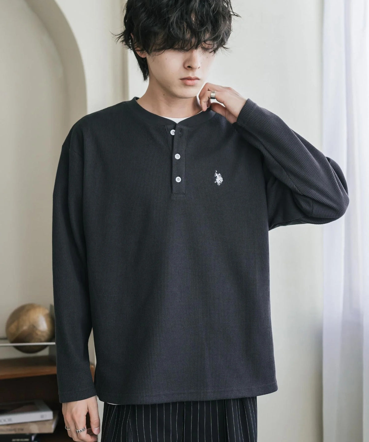 U.S. POLO ASSN. / 刺繡格紋 亨利領長袖T恤(日本聯名限定)