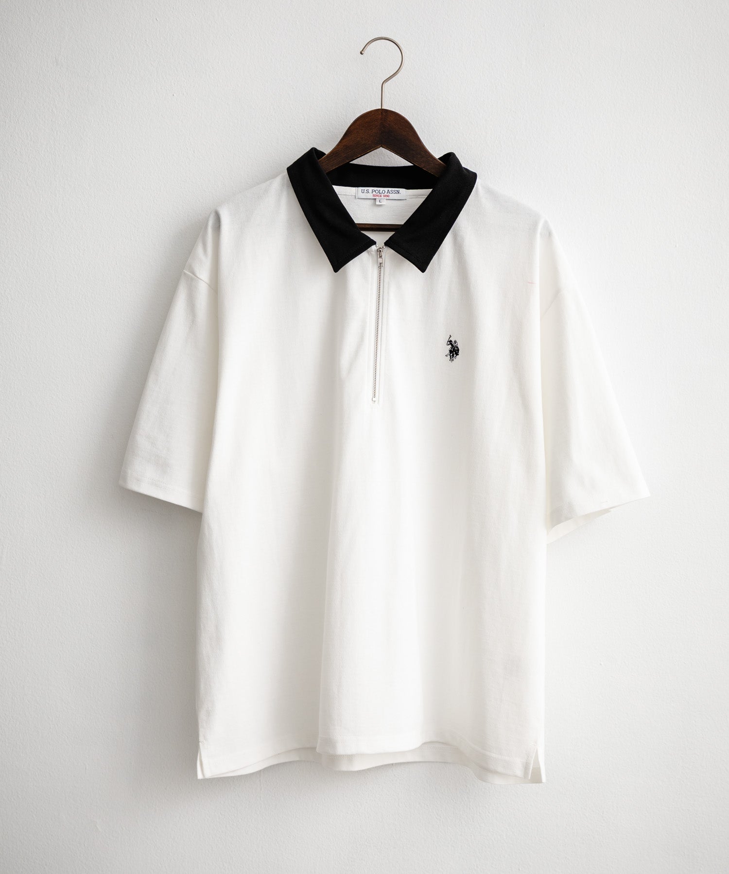 U.S. POLO ASSN. / 半拉鍊刺繡短袖 Polo 衫