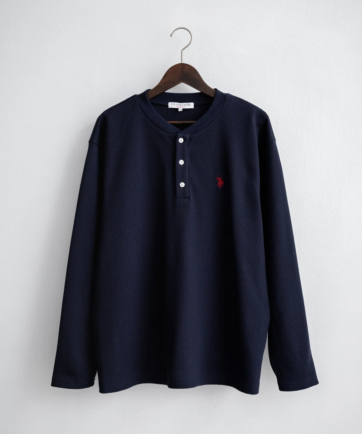 U.S. POLO ASSN. / 刺繡格紋 亨利領長袖T恤(日本聯名限定)