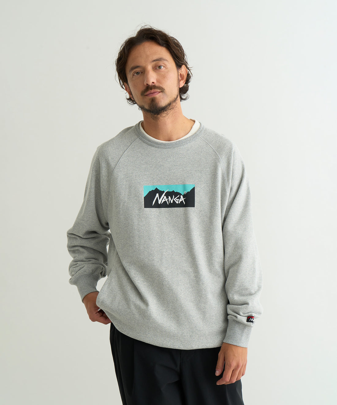 NANGA ECO HYBRID BOX LOGO SWEATSHIRT(UNISEX) / 拉克蘭袖 圓領衫