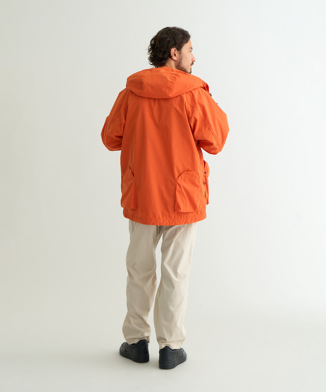 NANGA HINOC MOUNTAIN PARKA(UNISEX) / 山系多口袋連結式外套
