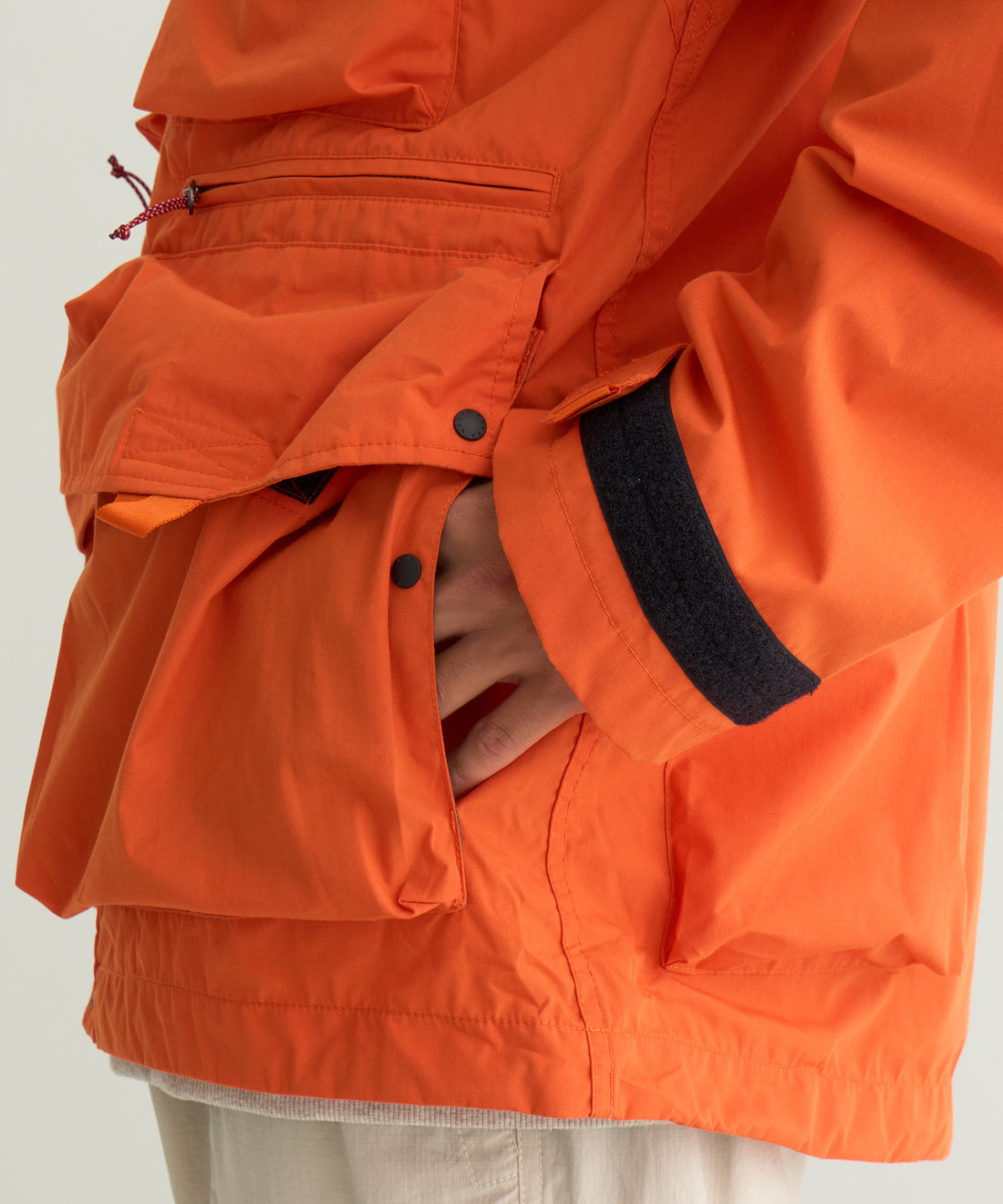 NANGA HINOC MOUNTAIN PARKA(UNISEX) / 山系多口袋連結式外套