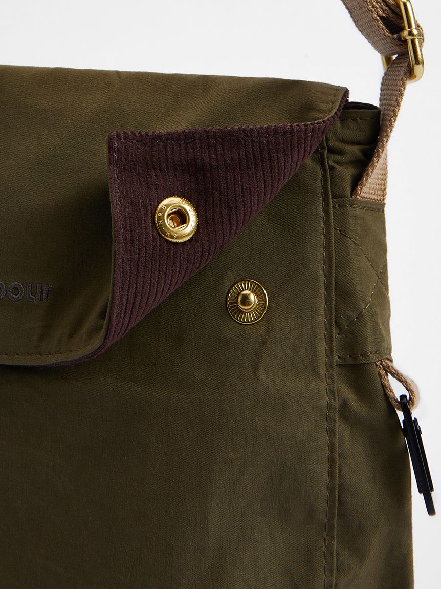 Barbour TRANSPORT / 側背小包