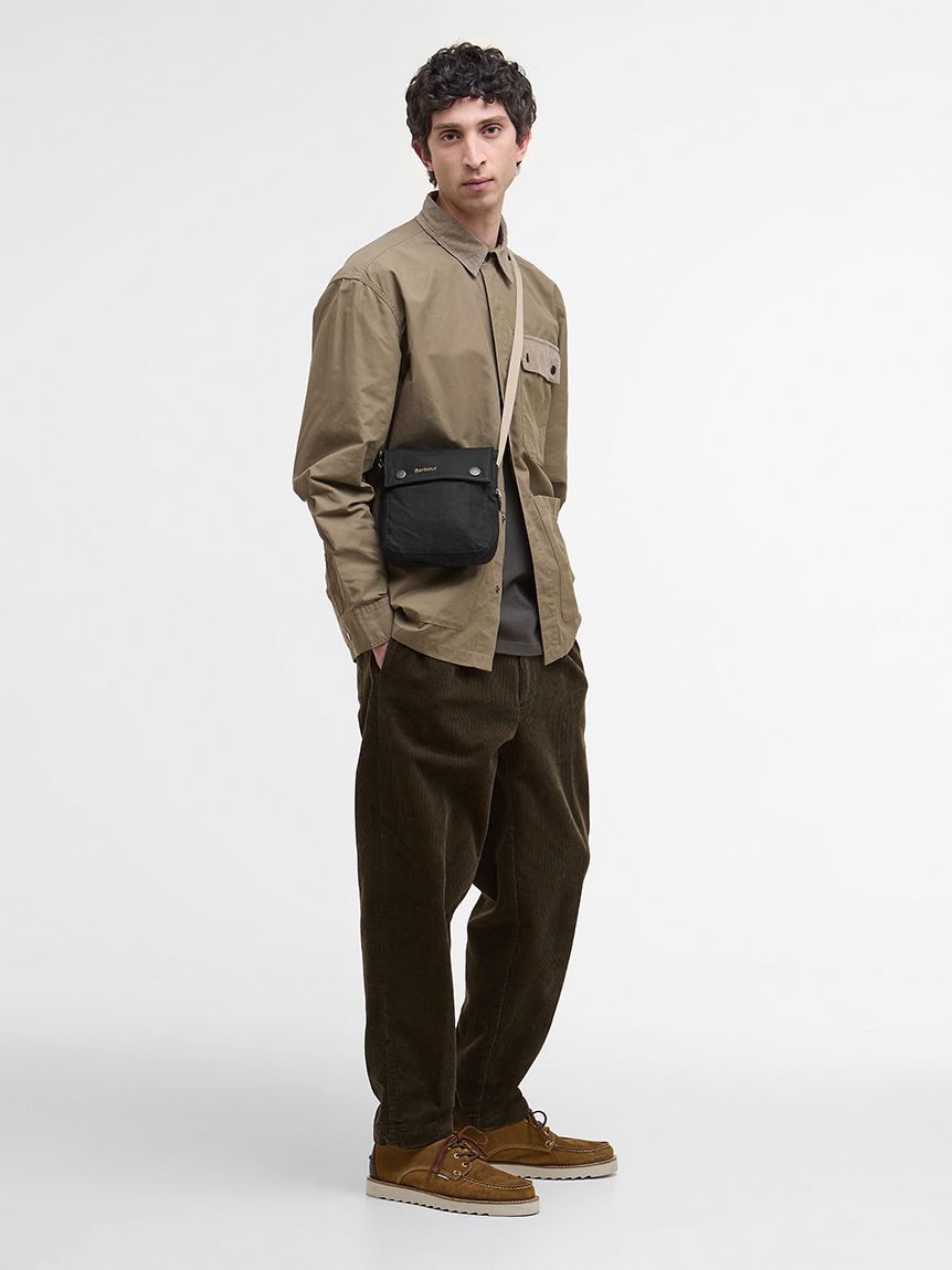 Barbour TRANSPORT / 側背小包