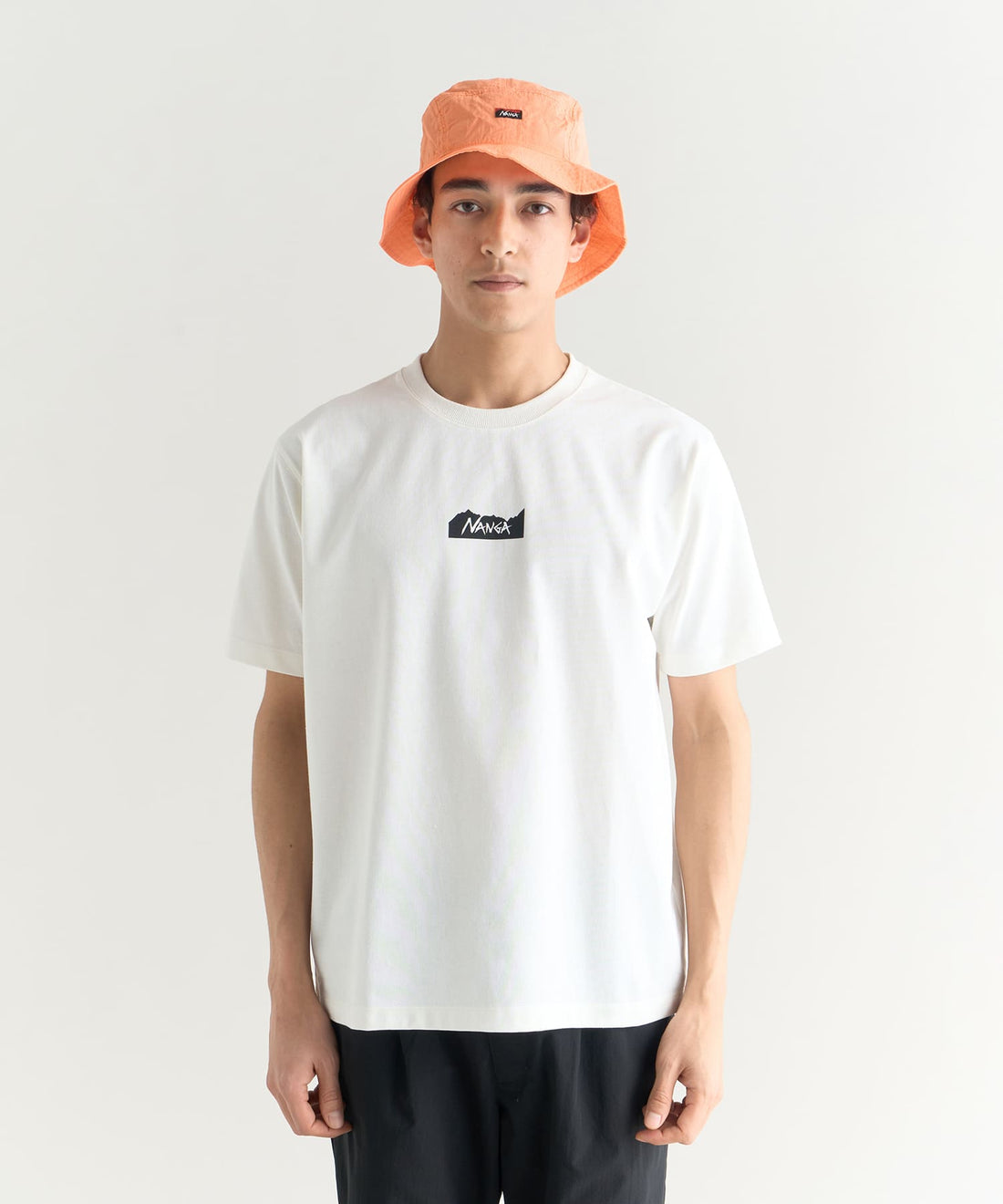 NANGA ECO HYBRID MT LOGO TEE(UNISEX) / 中性 大標誌 短袖T恤