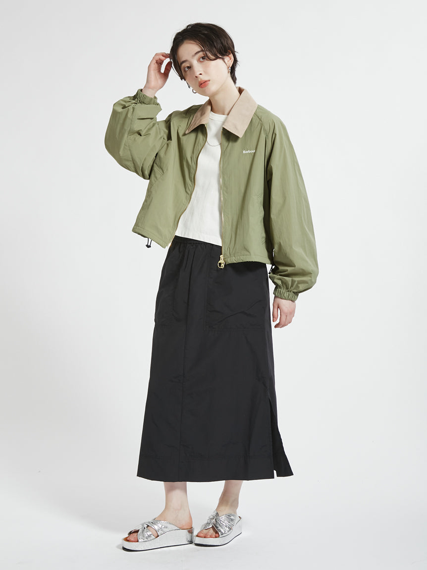 BARBOUR / 短版剪裁 輕量尼龍外套(日本限定 / 女裝)