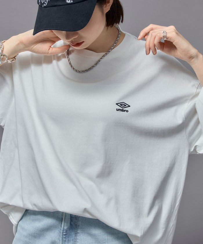 UMBRO / 別注小標 短袖T恤