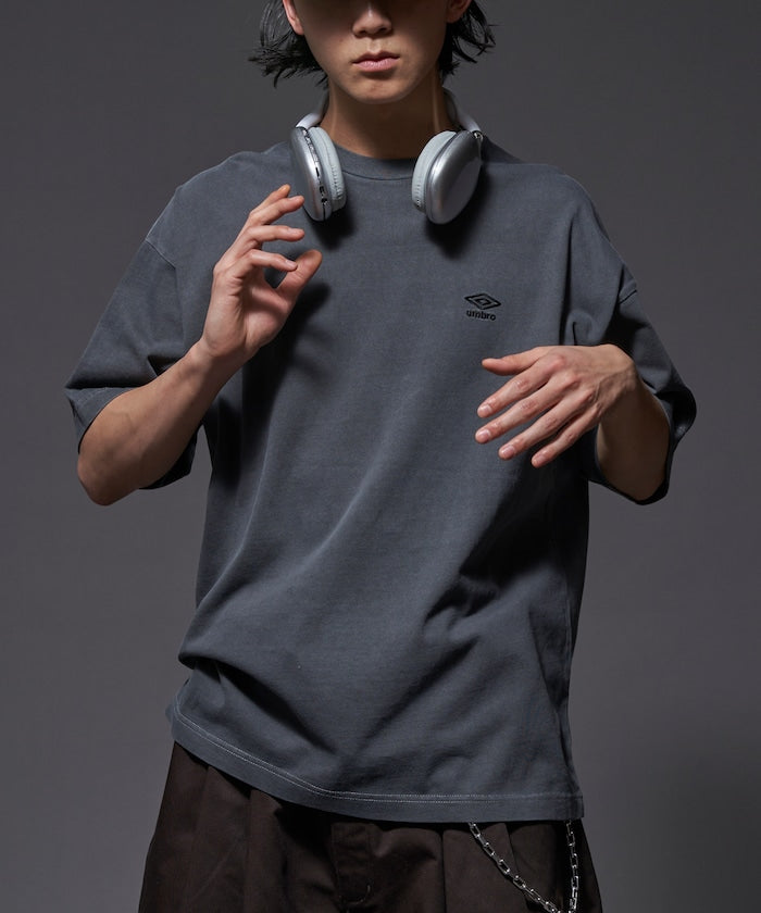 UMBRO / 別注小標 短袖T恤