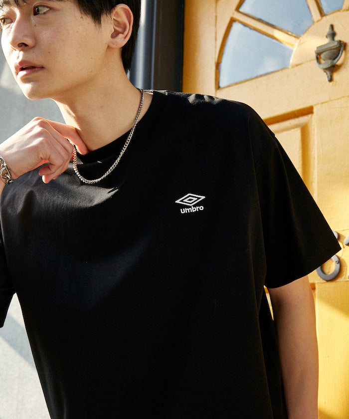 UMBRO / 吸水速乾 刺繡標誌 短袖T恤