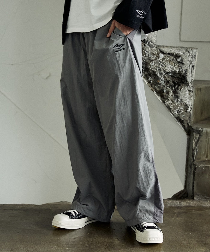 UMBRO / TECH NYLON PANTS 機能長褲