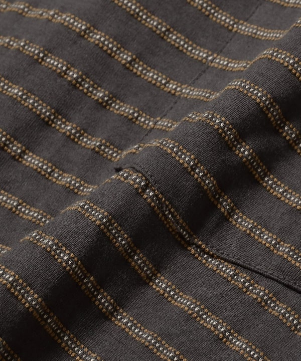 BEAMS PLUS / 立體織紋長袖口袋T恤