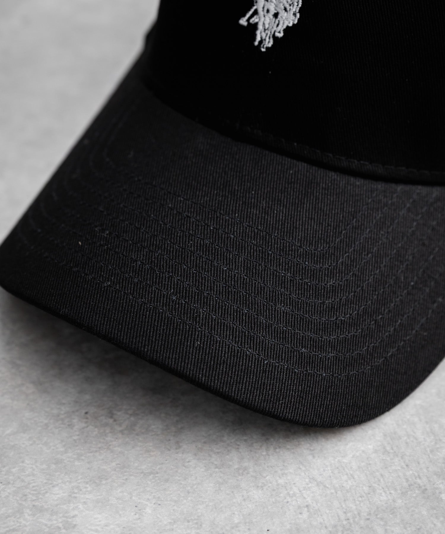 U.S. POLO ASSN. / 刺繡標誌純棉斜紋棒球帽