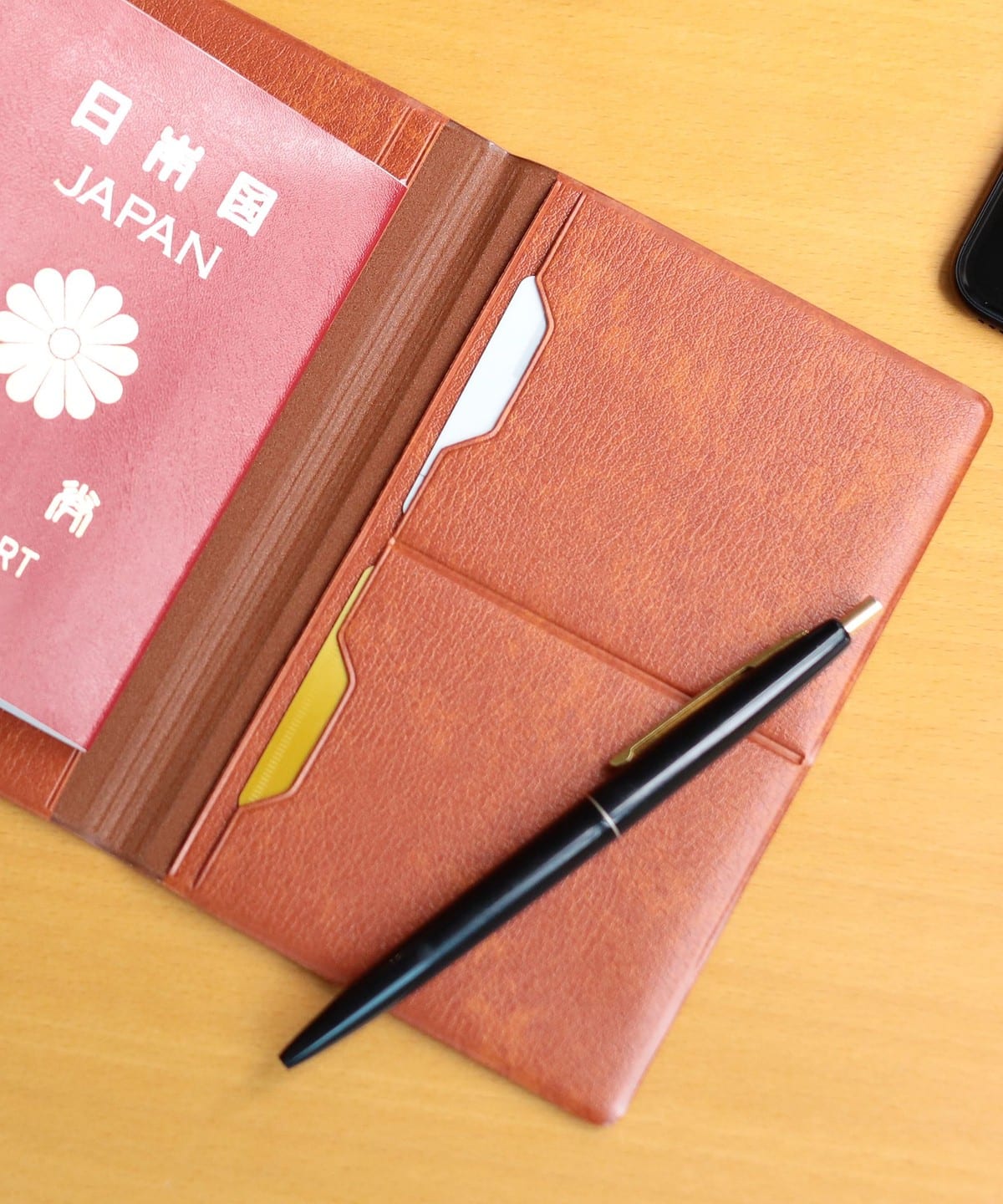 BEAMS JAPAN X HIGHTIDE / 多功能旅用護照套