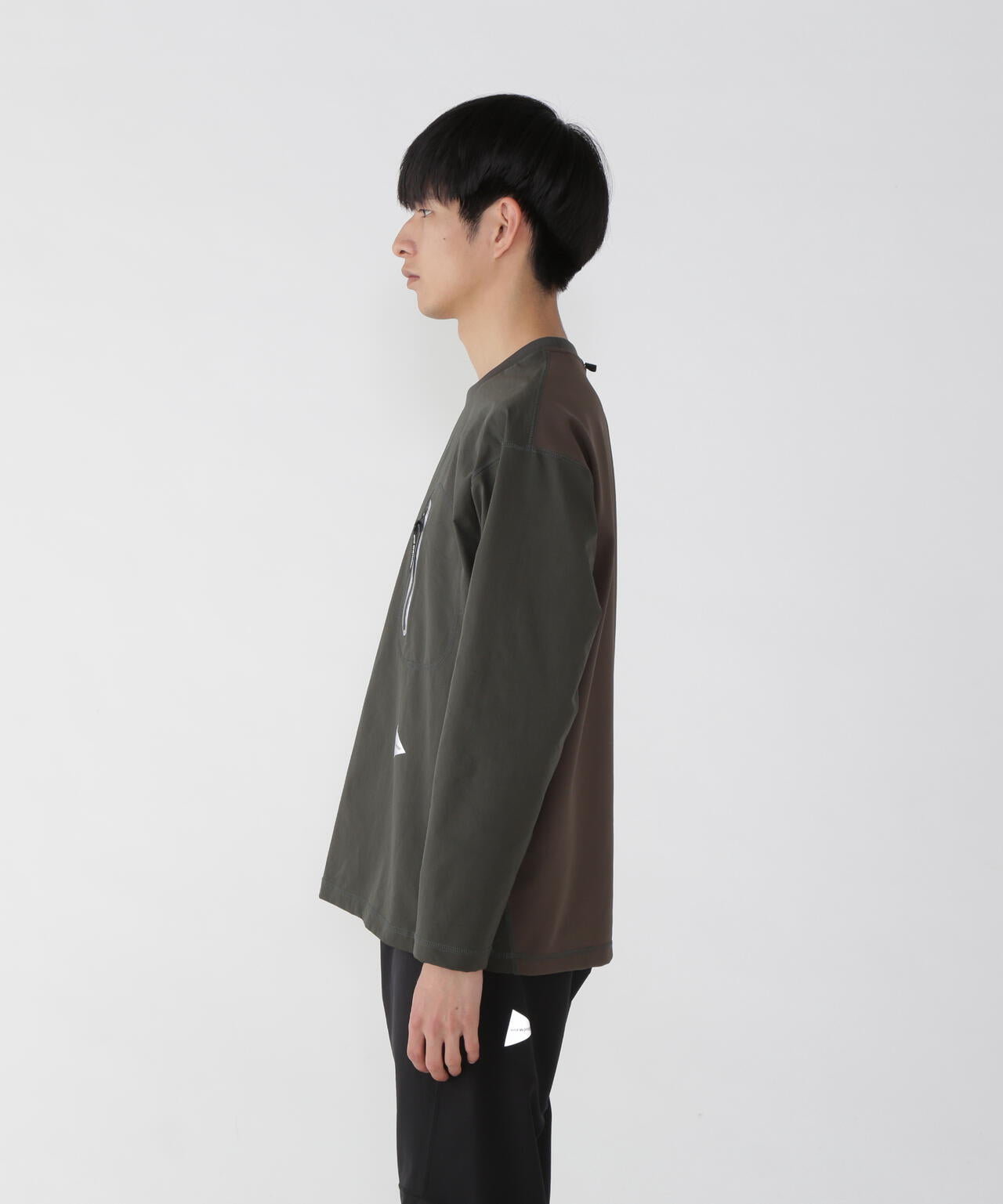 and wander hybrid warm pocket LS T / 保暖機能口袋長袖T恤