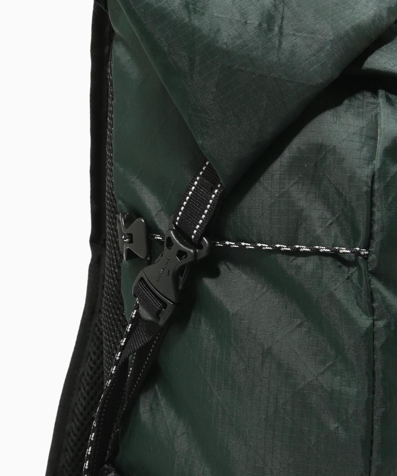 and wander ECOPAK 18L / 防水結構輕量背包