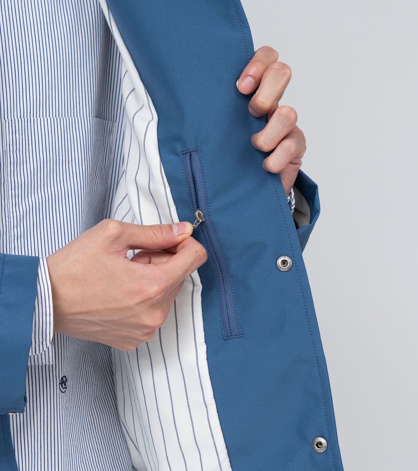 nanamica 2L GORE-TEX Coach Jacket