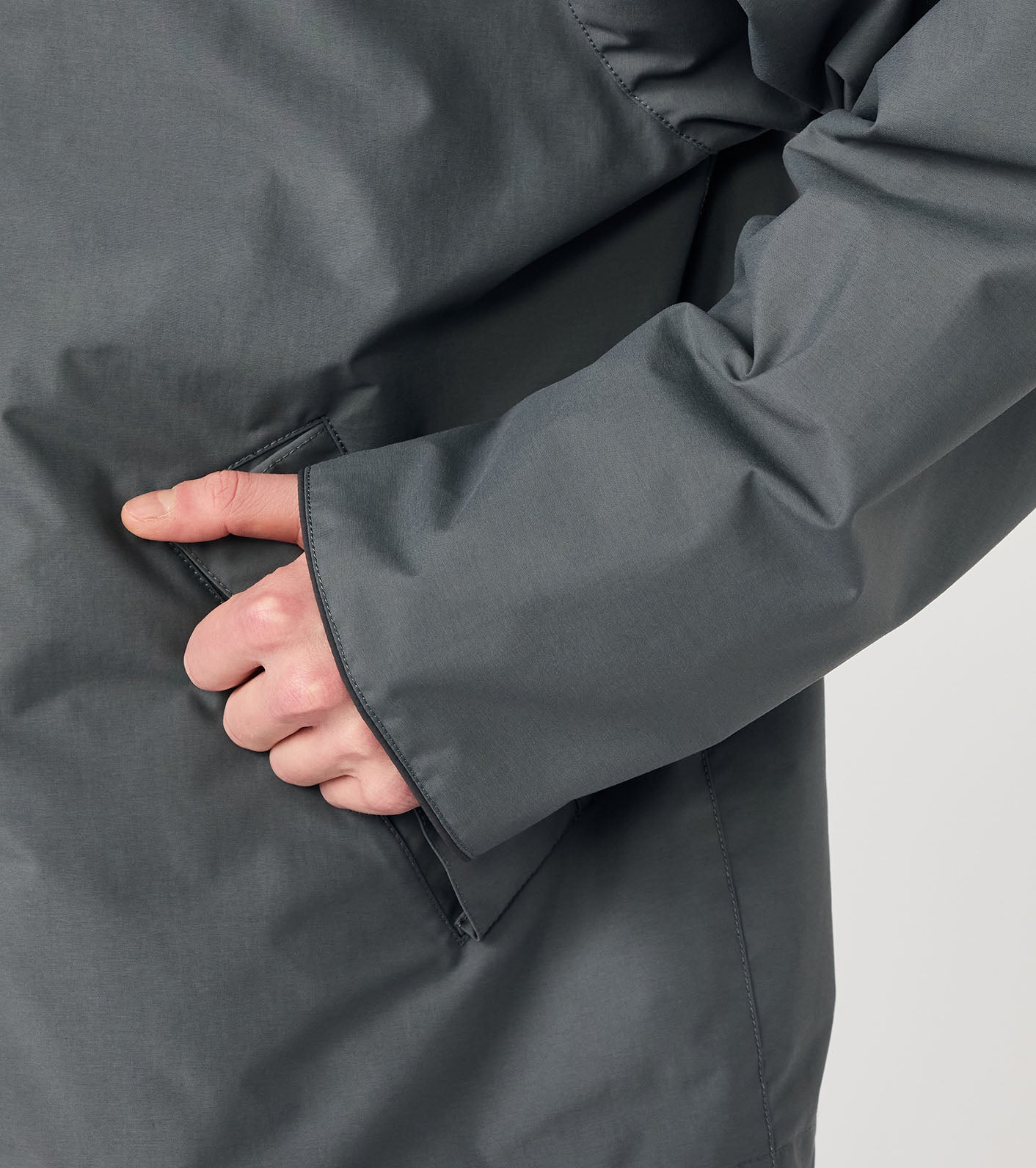 nanamica 2L PERTEX UNLIMITED Field Short Jacket / 防水透氣短版野戰外套