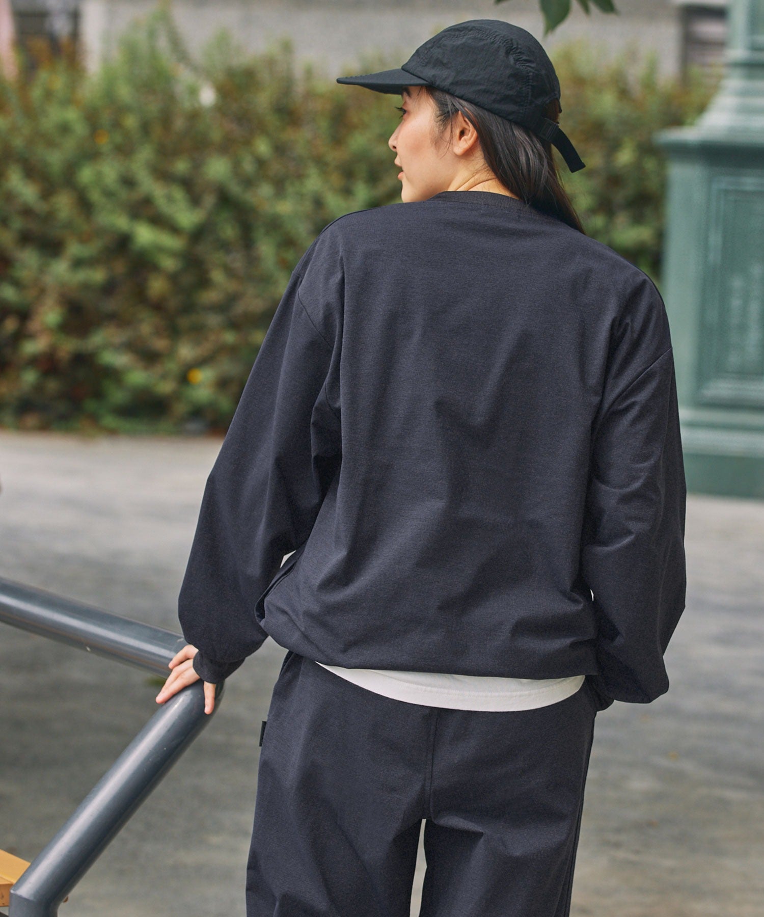 THE CRAFT CREW PRODUCTS  / 抗UV吸濕速乾抽繩機能 長袖T恤