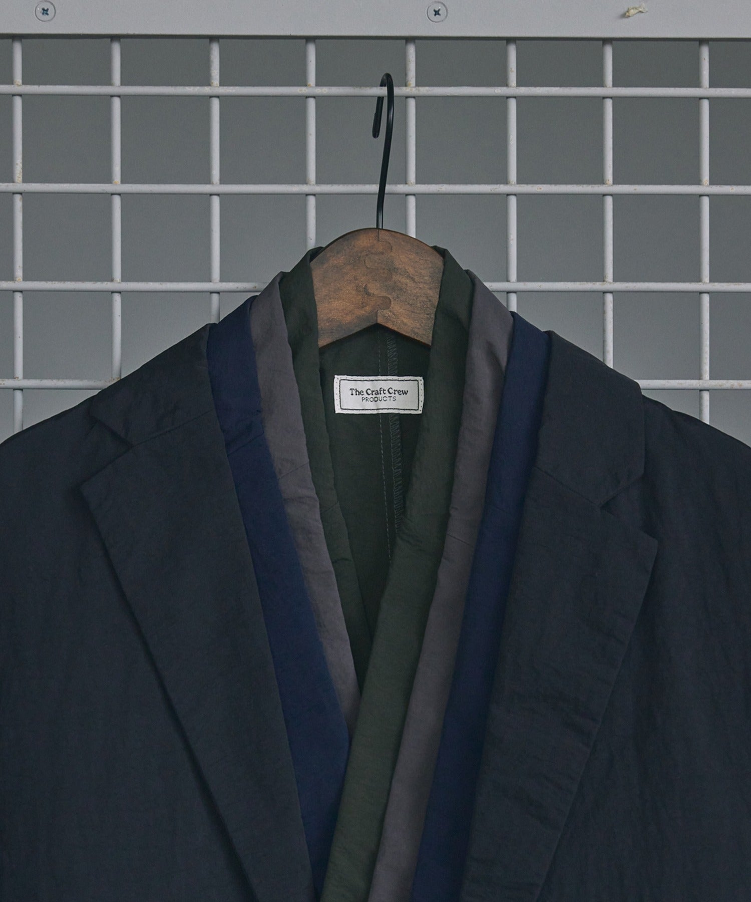 THE CRAFT CREW PRODUCTS / 多功能防潑防風 尼龍 西裝外套