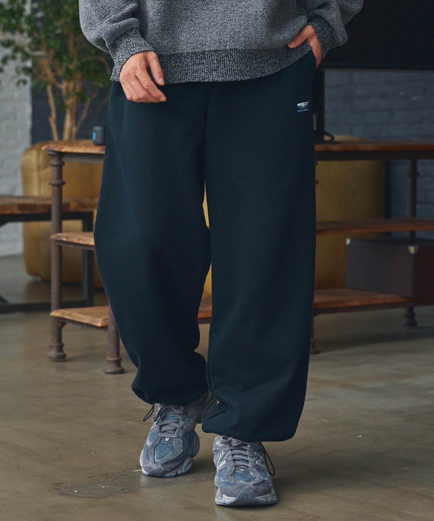 THE CRAFT CREW PRODUCTS / 厚磅抗菌束口抽繩衛褲