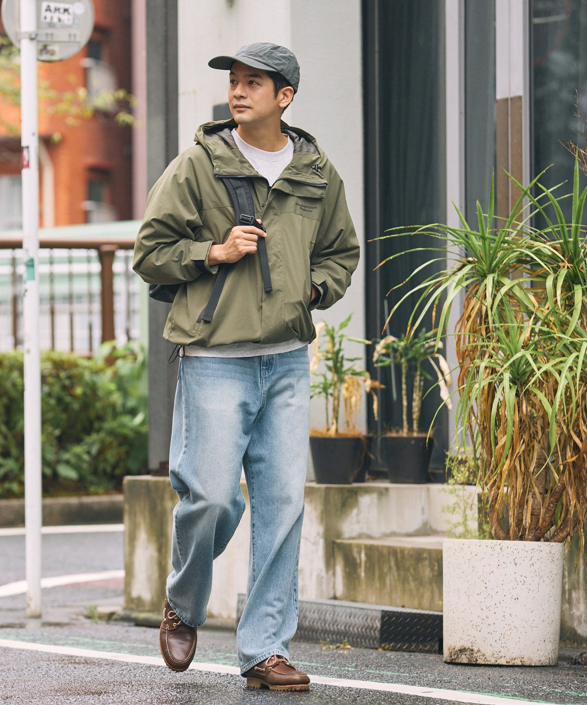 THE CRAFT CREW PRODUCTS / 防撥水 彈性抽繩 山系連帽外套