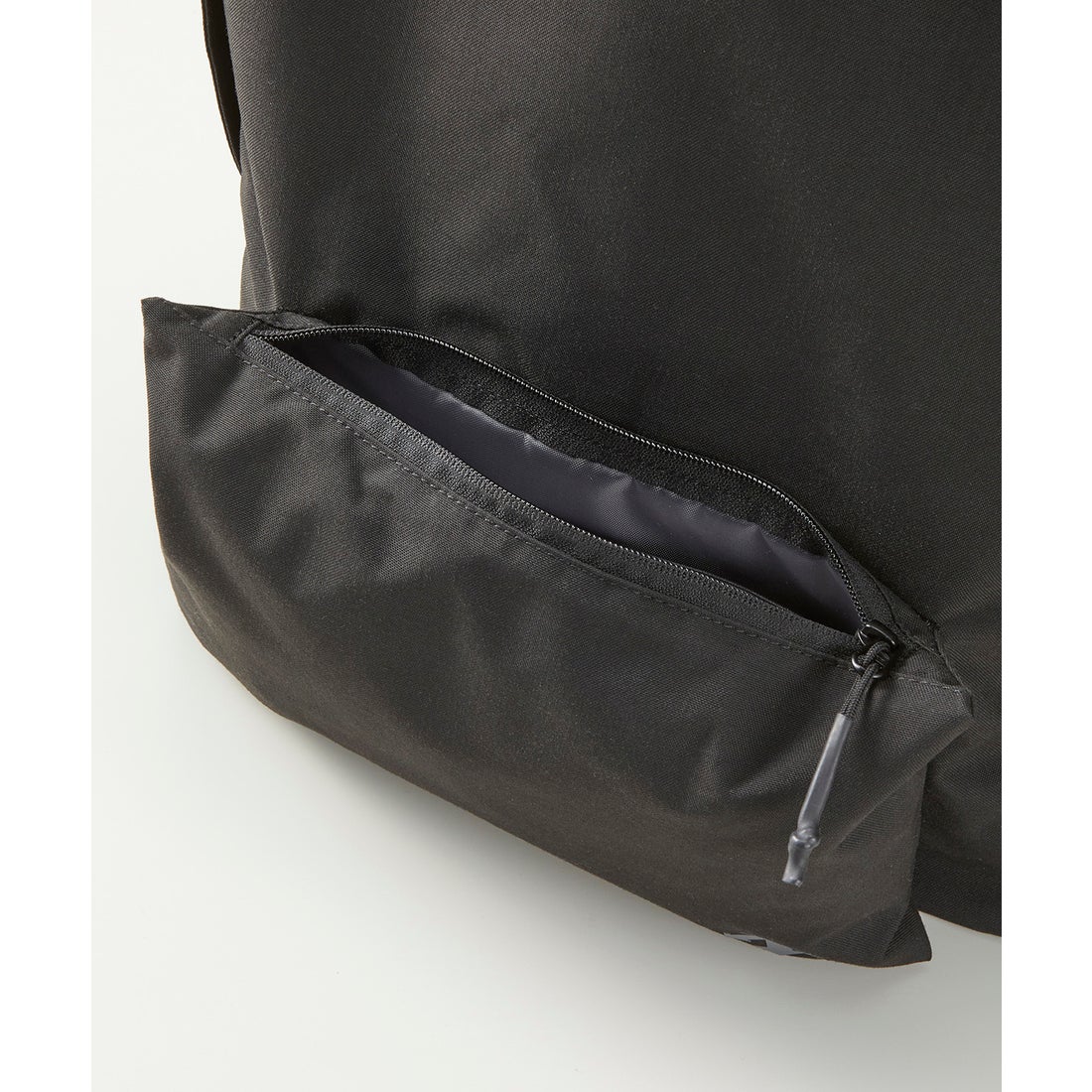 DESCENTE ALLTERRAIN / 25公升 後背包