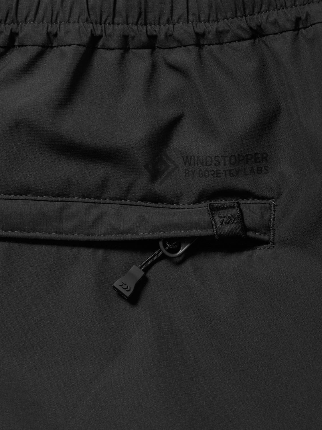 DAIWA PIER39 GORE-TEX WINDSTOPPER® PERFECT FISHING SHORTS / 多口袋 機能防風短褲