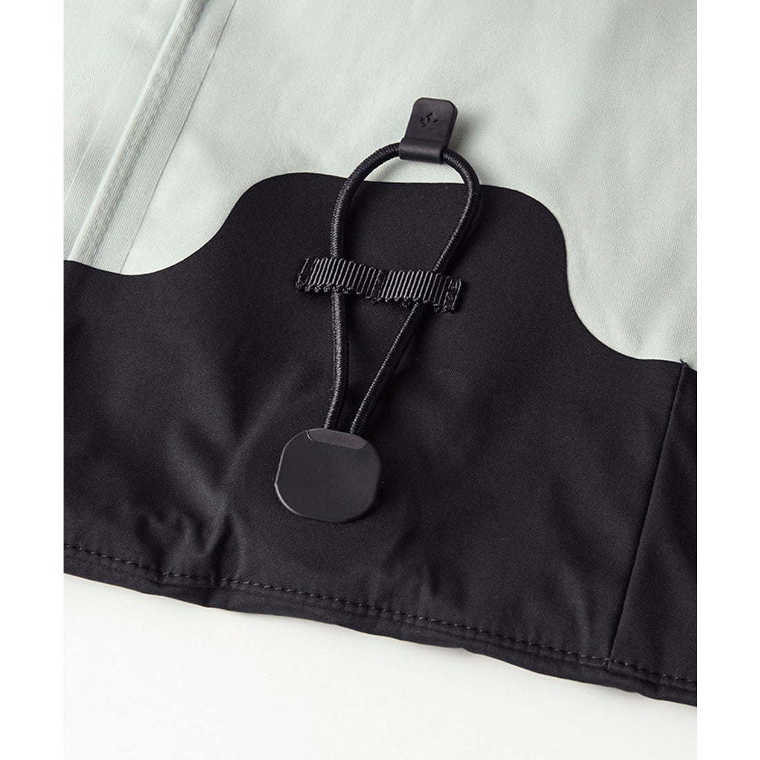 DESCENTE  ALLTERRAIN  CREAS / 防風防水外套