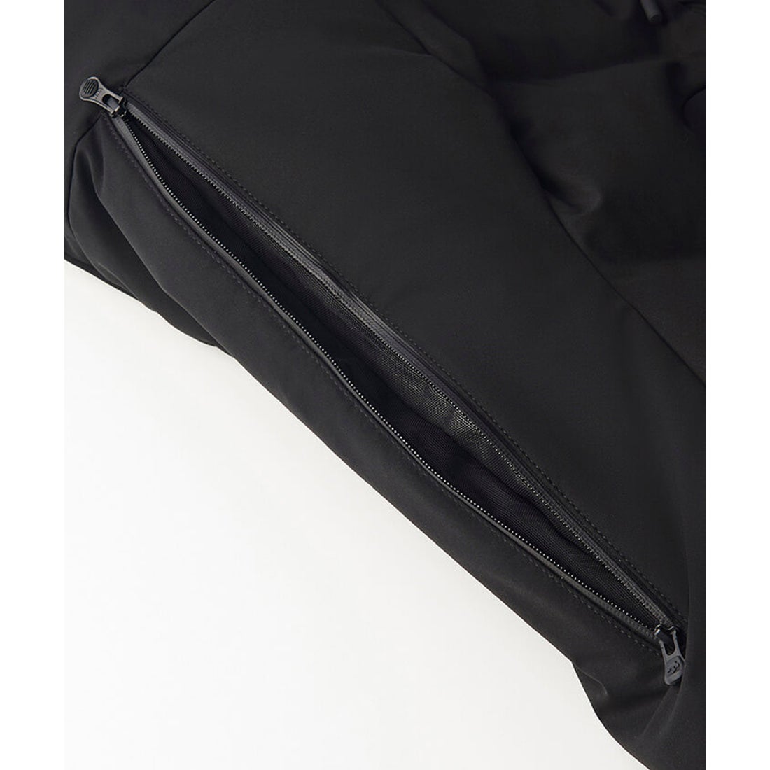 DESCENT ALLTERRAIN MIZUSAWA MOUNTAINEER / 水澤羽絨外套