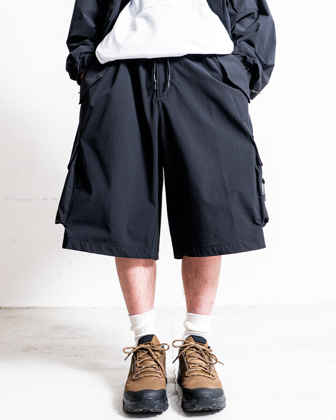+phenix TECH WIDE CARGO SHORTS / 機能口袋工裝短褲