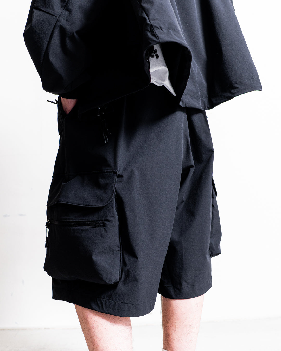 +phenix TECH WIDE CARGO SHORTS / 機能口袋工裝短褲