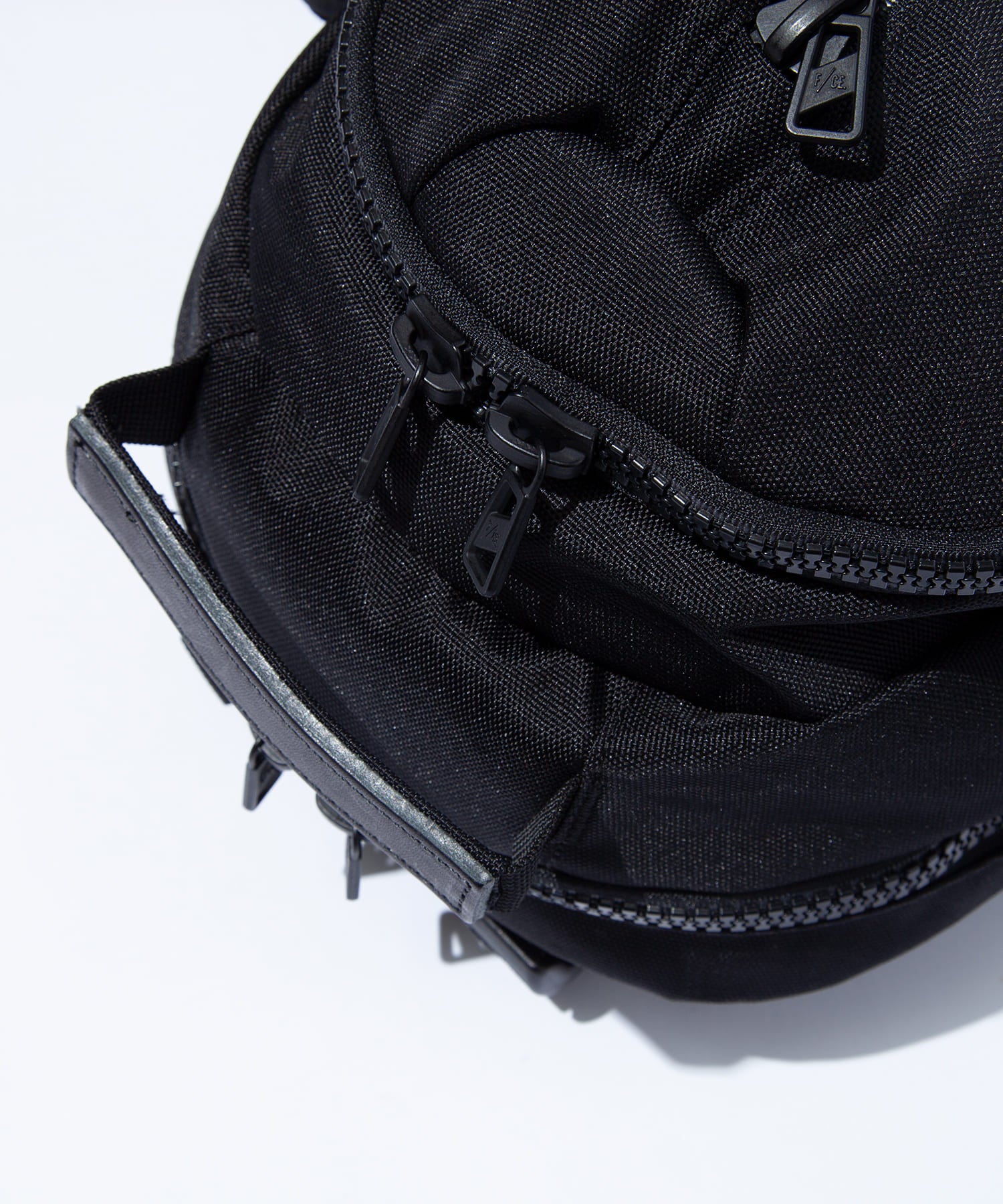 F/CE. 950 TRAVEL BP  / 33公升 後背包