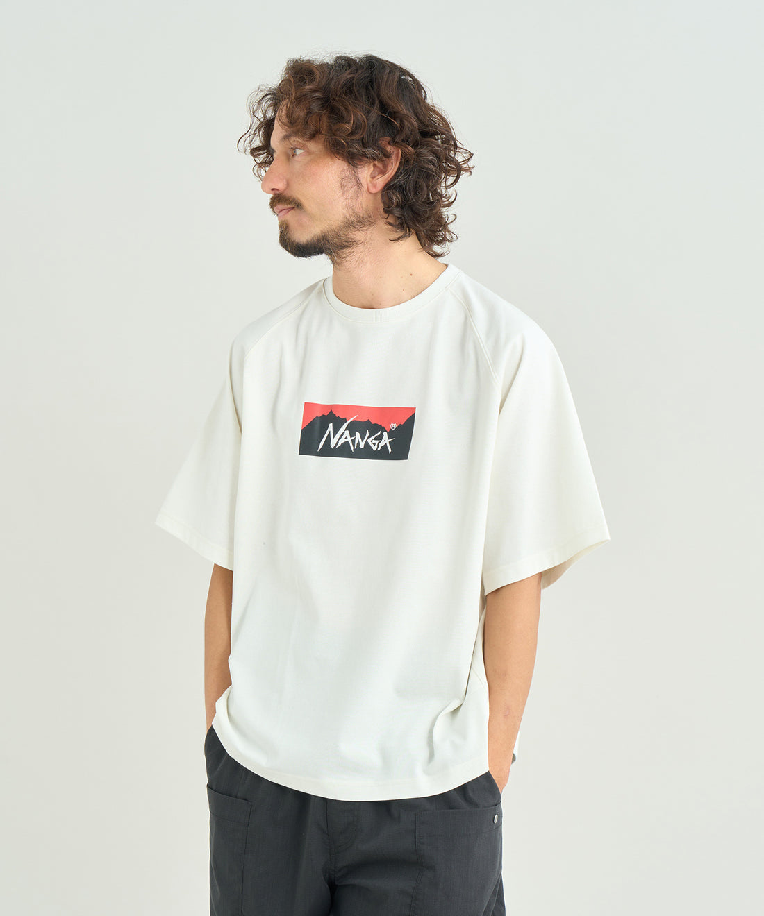 NANGA ECO HYBRID BOX LOGO LOOSE FIT TEE / 寬鬆短袖T恤