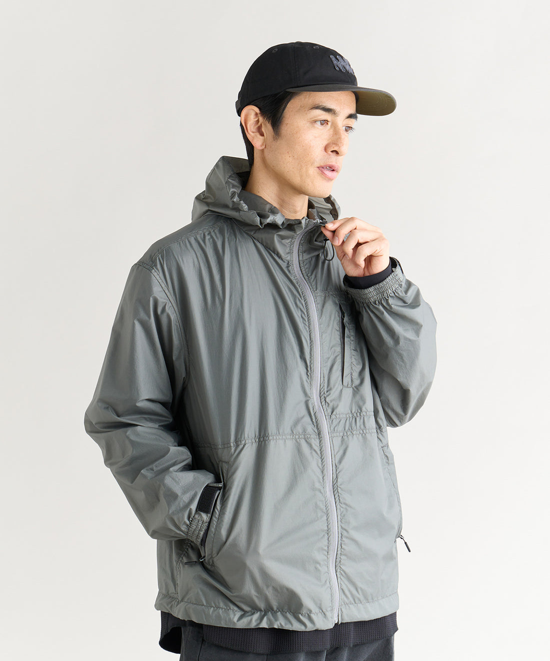 NANGA SHEER JACKET / 輕量撥水透氣外套